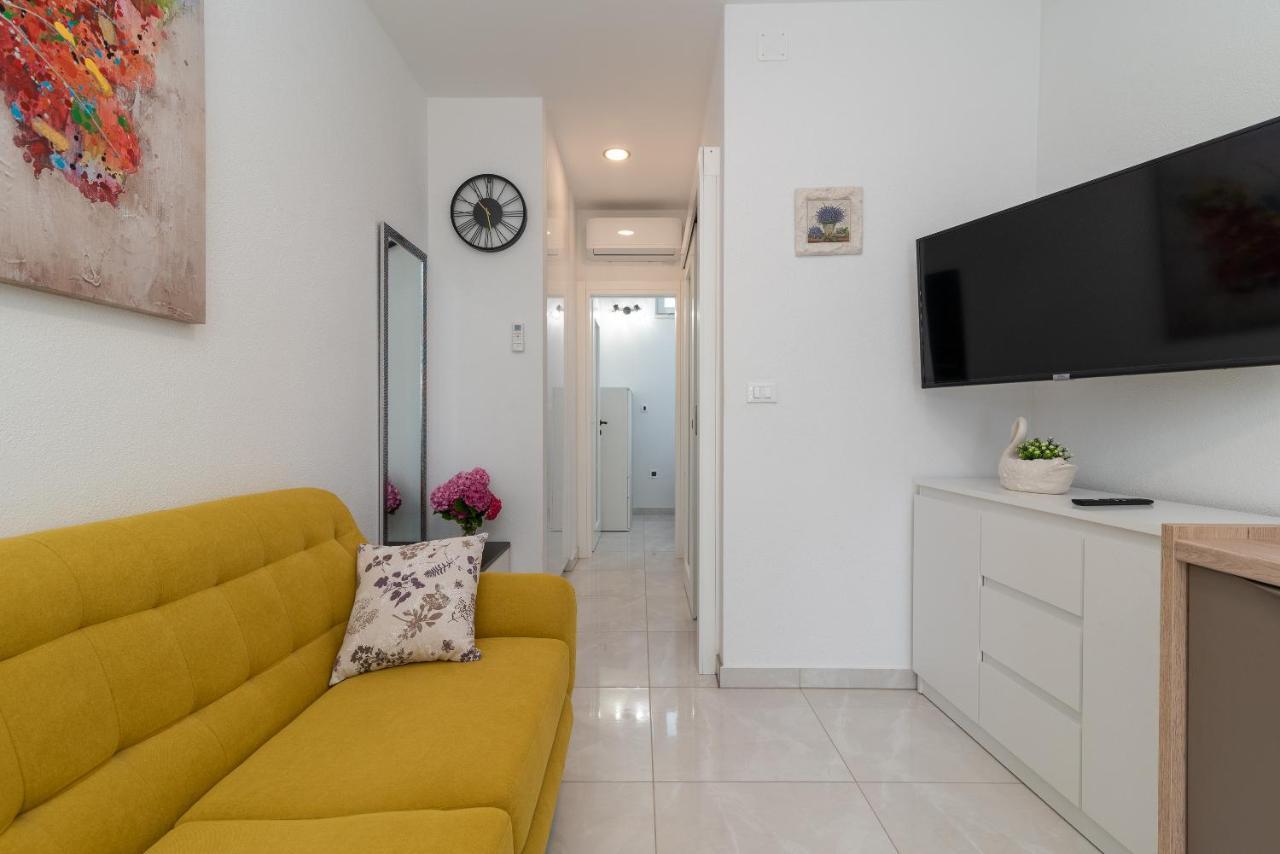 Apartment Leo Трогир Экстерьер фото