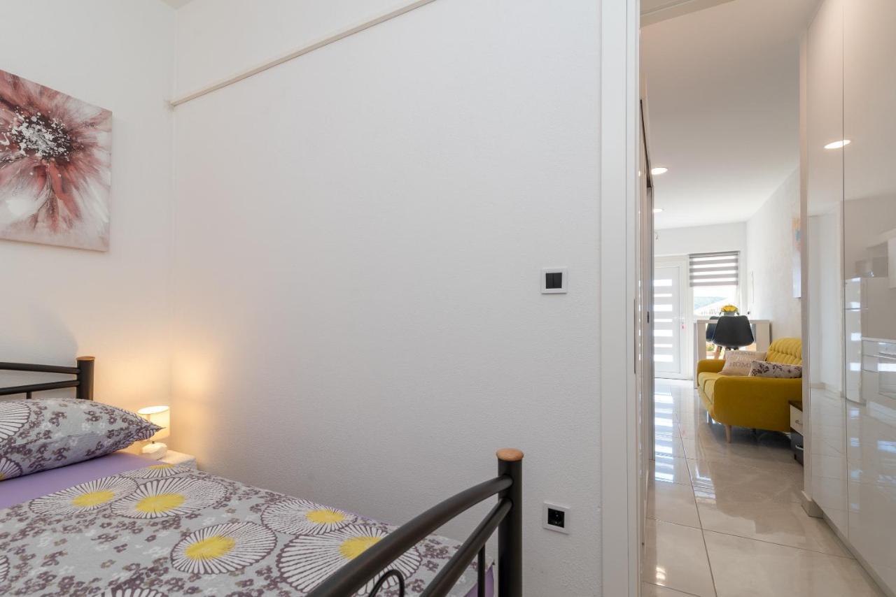 Apartment Leo Трогир Экстерьер фото