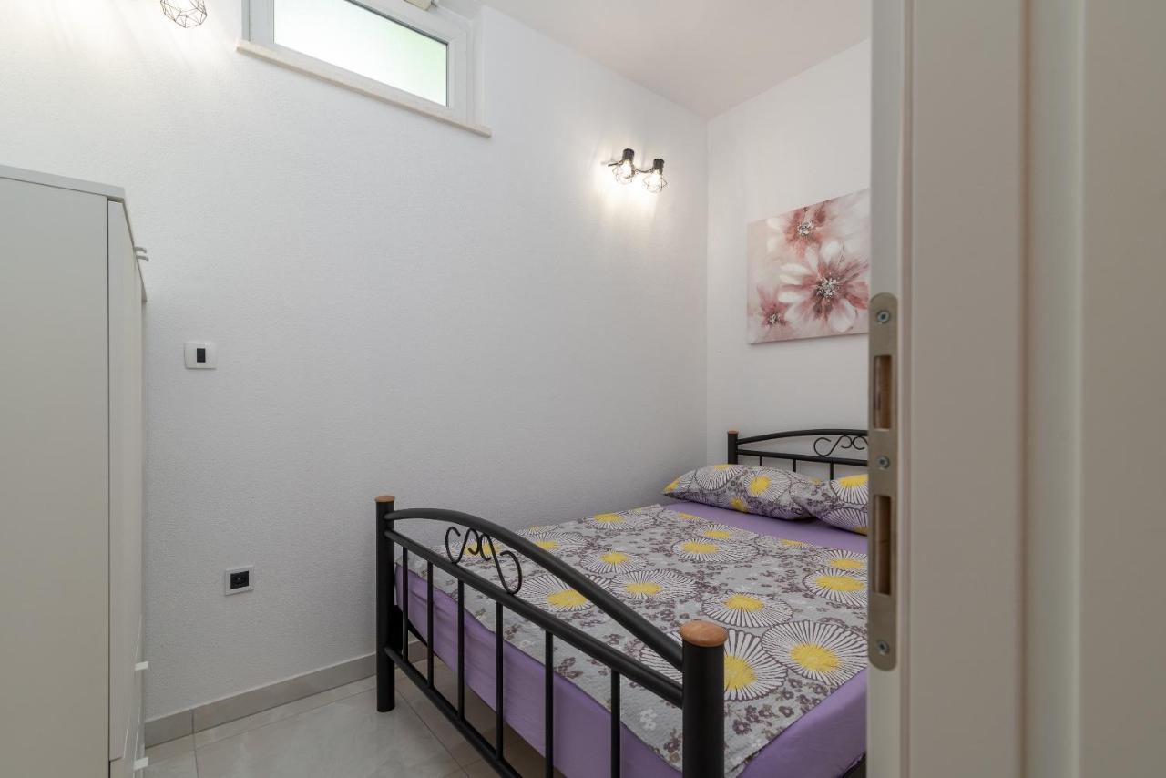 Apartment Leo Трогир Экстерьер фото