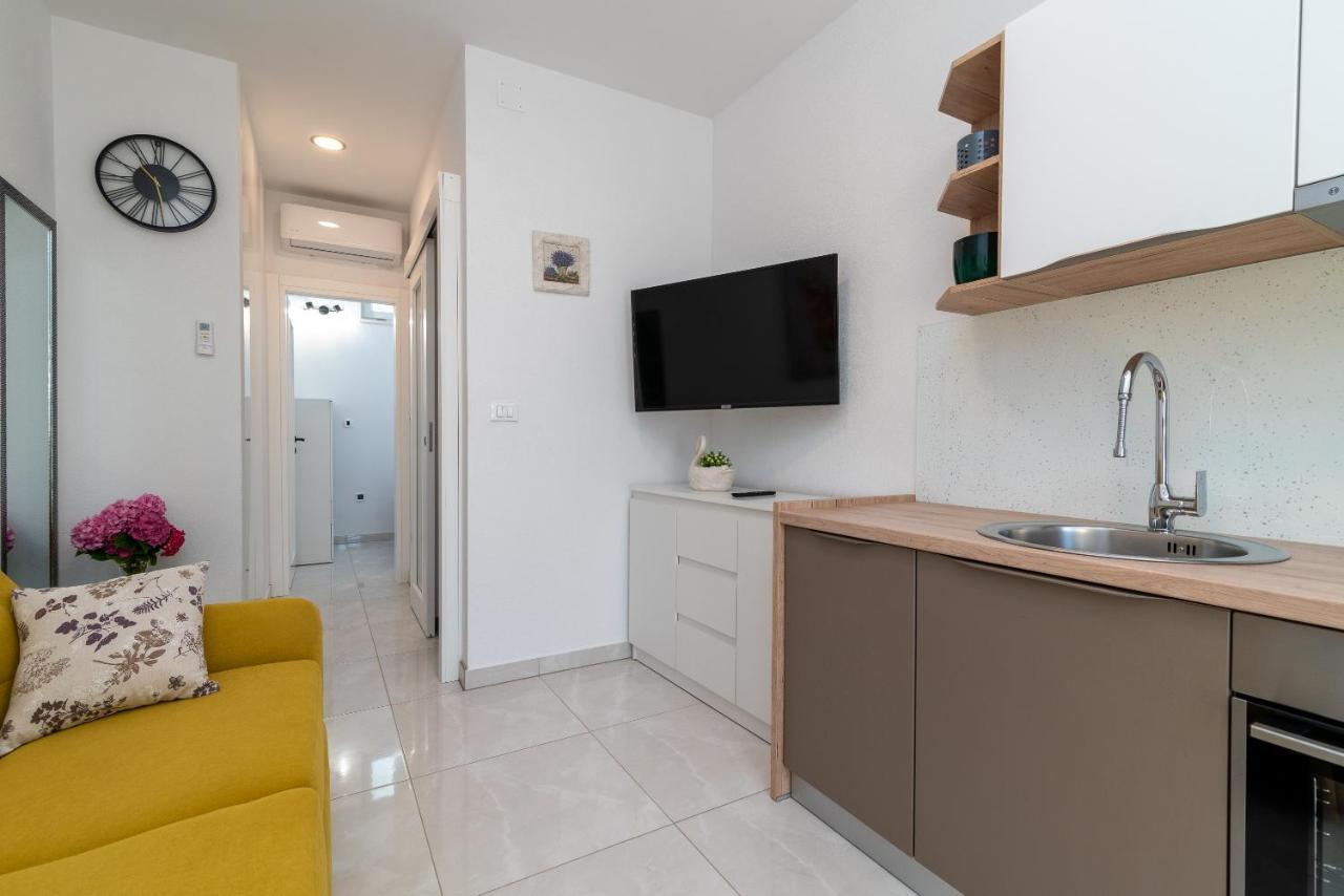 Apartment Leo Трогир Экстерьер фото